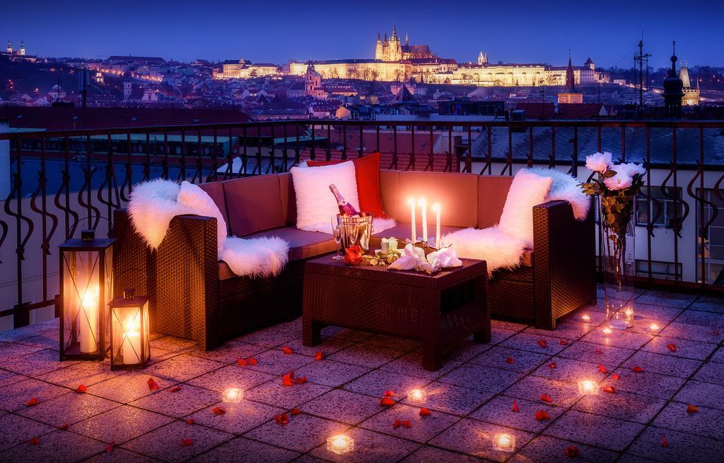 A/C + Terrace Breakfast At Tiffany'S Apartment Prague Exterior photo